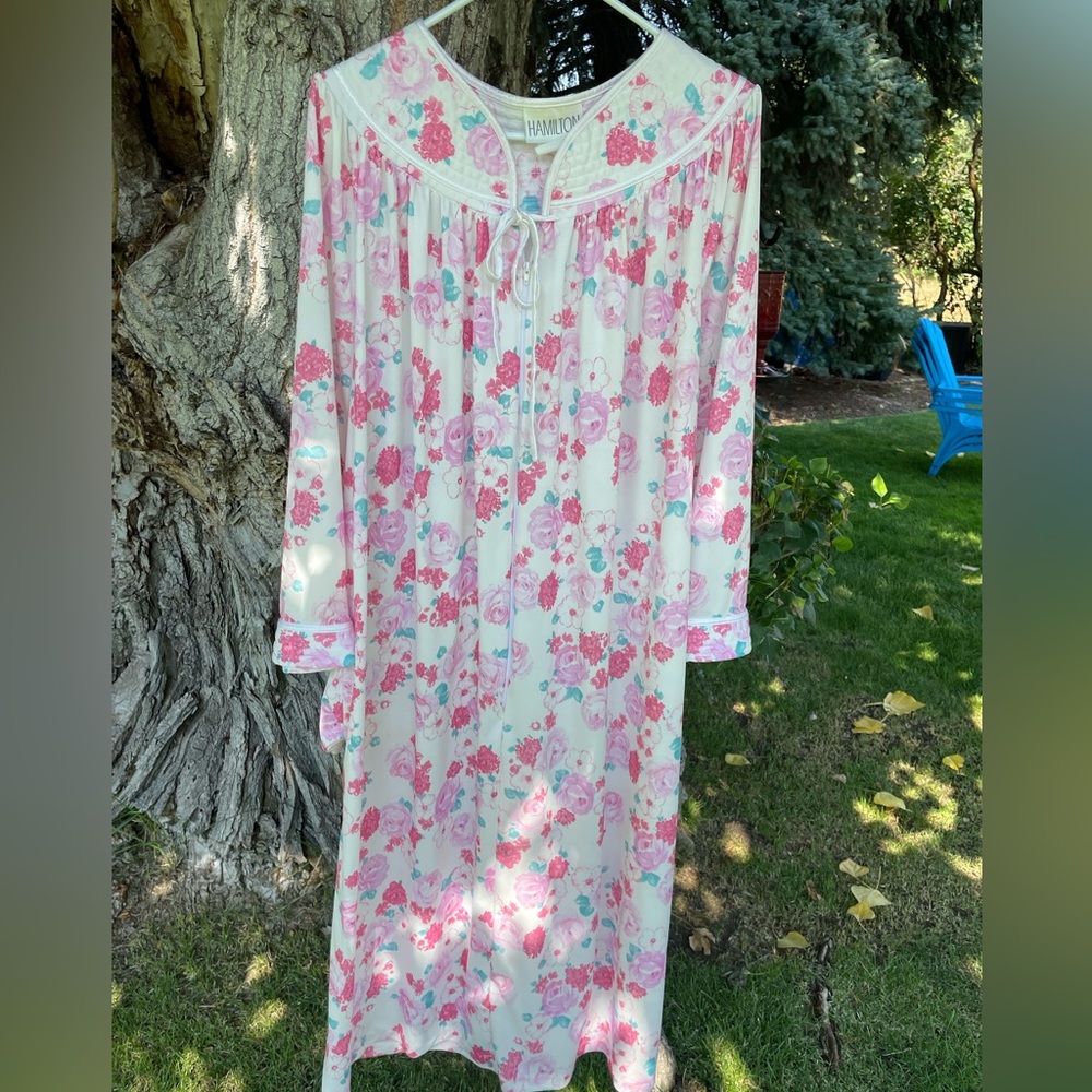 Vintage Floral Hamilton Housecoat/Robe